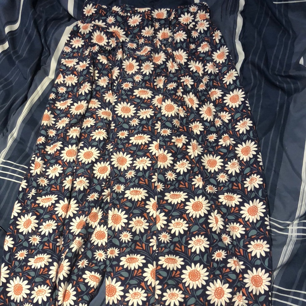 Coco + Carmen Sm Floral Pants